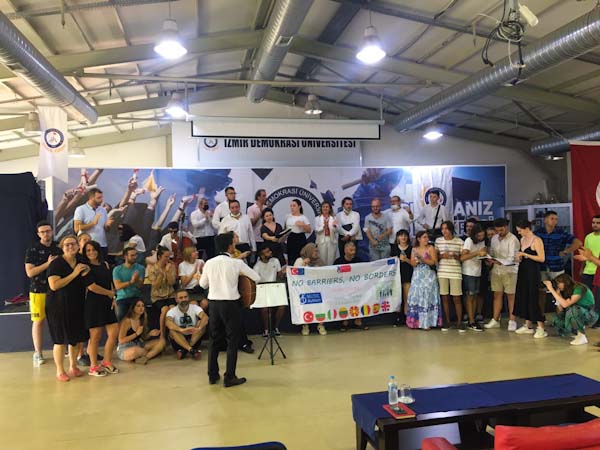 BLUE FIREFLIES ATTENDED ERASMUS + PROJECT “NO BARRIERS, NO BORDERS” IN IZMIR